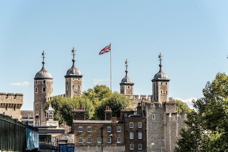 New Possible UK Citizenship Requirements for Immigrants as Part of Government Crackdown