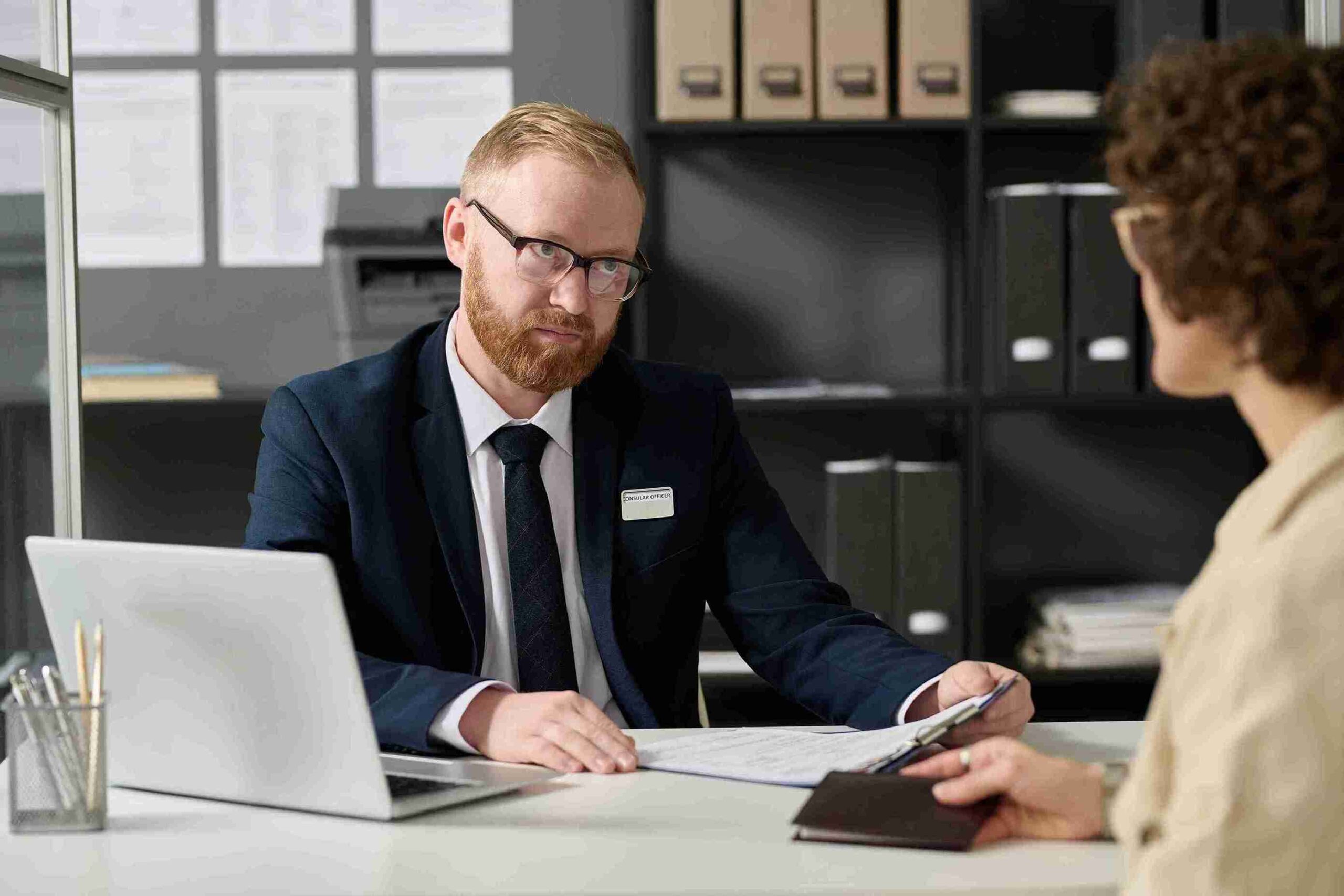 professional-man-meeting-with-client-in-office