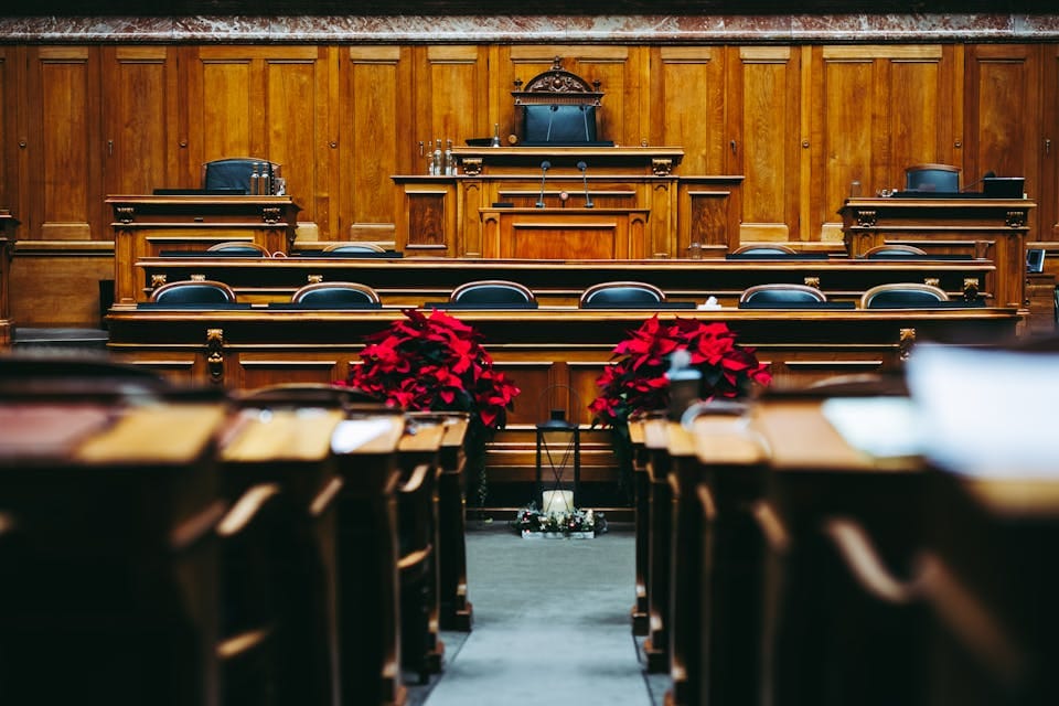 (An image of the court room for grounds of judicial review can be seen)